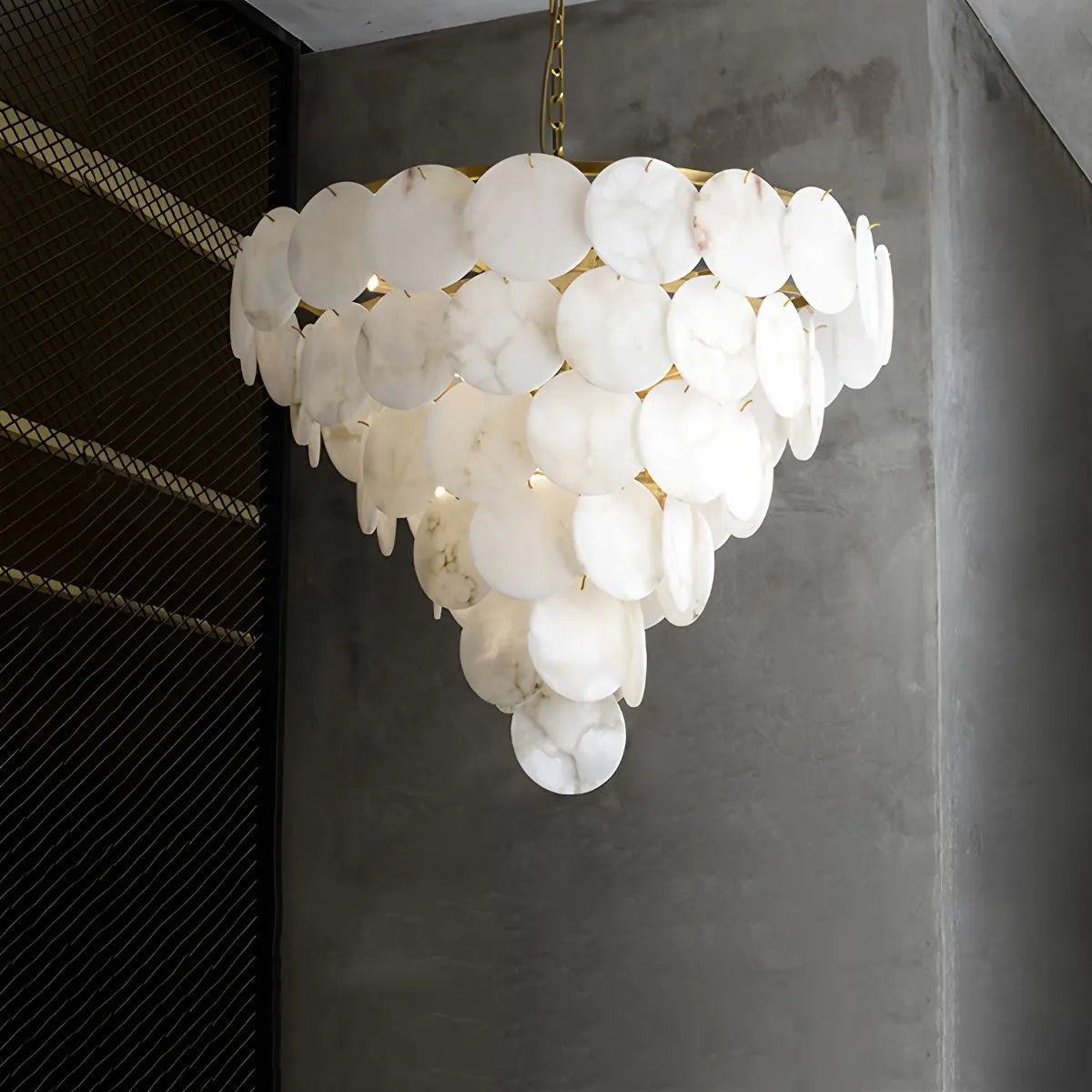 Antizer Modern Round Shell Marble Chandelier