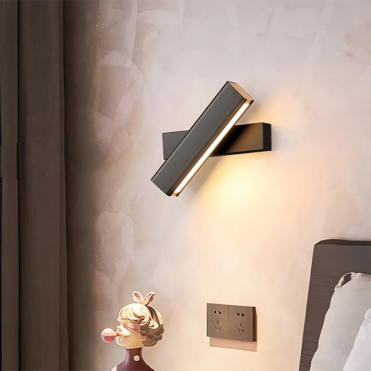 Antizer Adjustable Bar Wall Sconce for Bedroom
