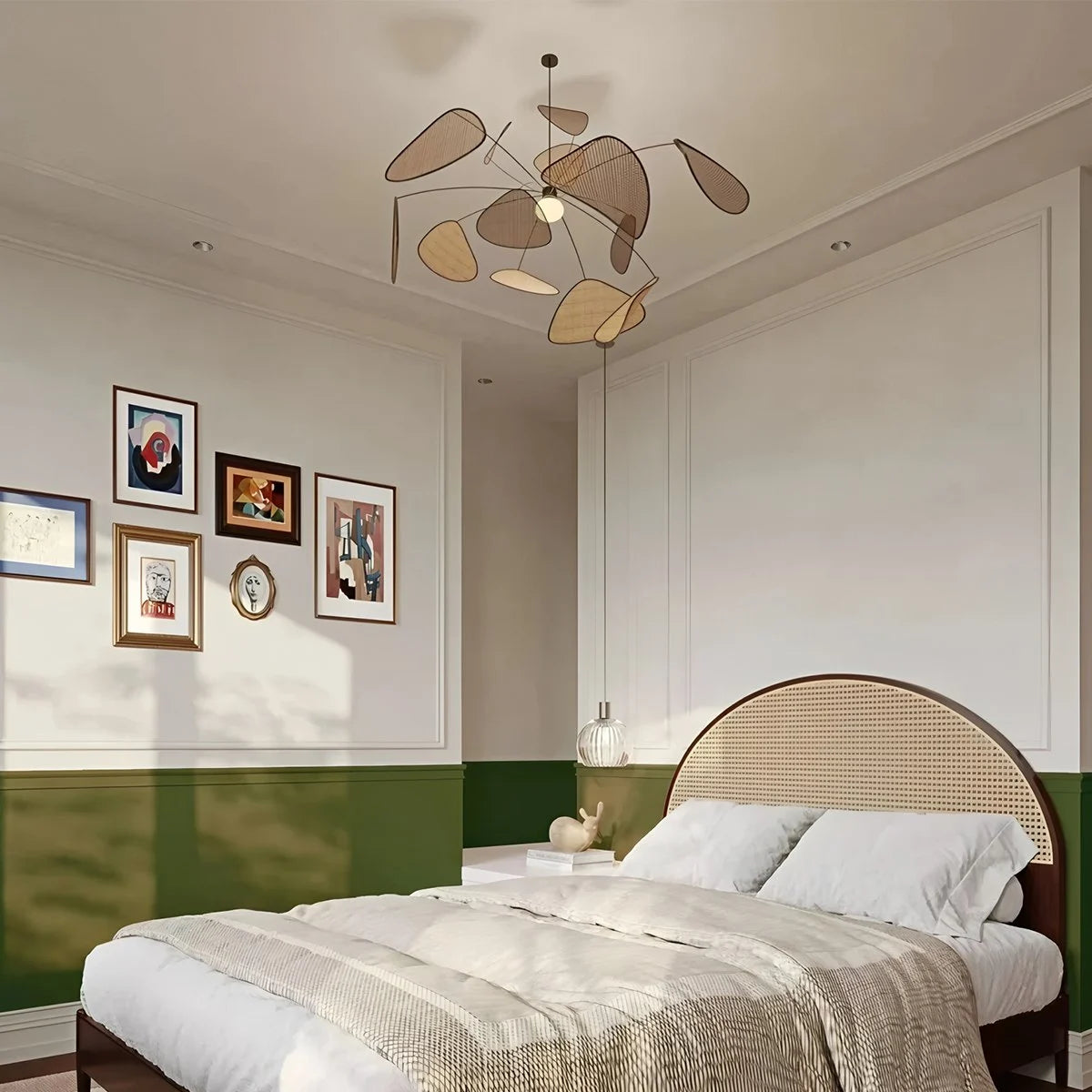 Antizer Screen Cannage Suspension Chandelier