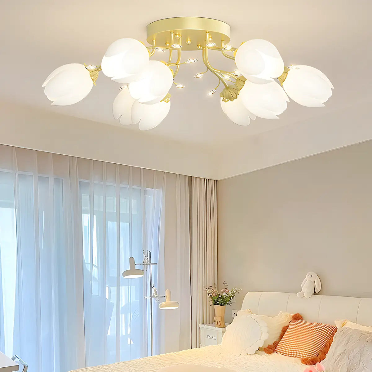 Scandinavian Chandeliers & Pendant Lights