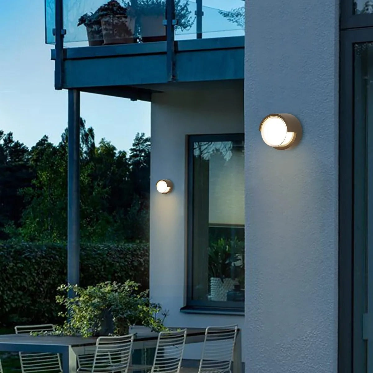 Outdoor Wall Light