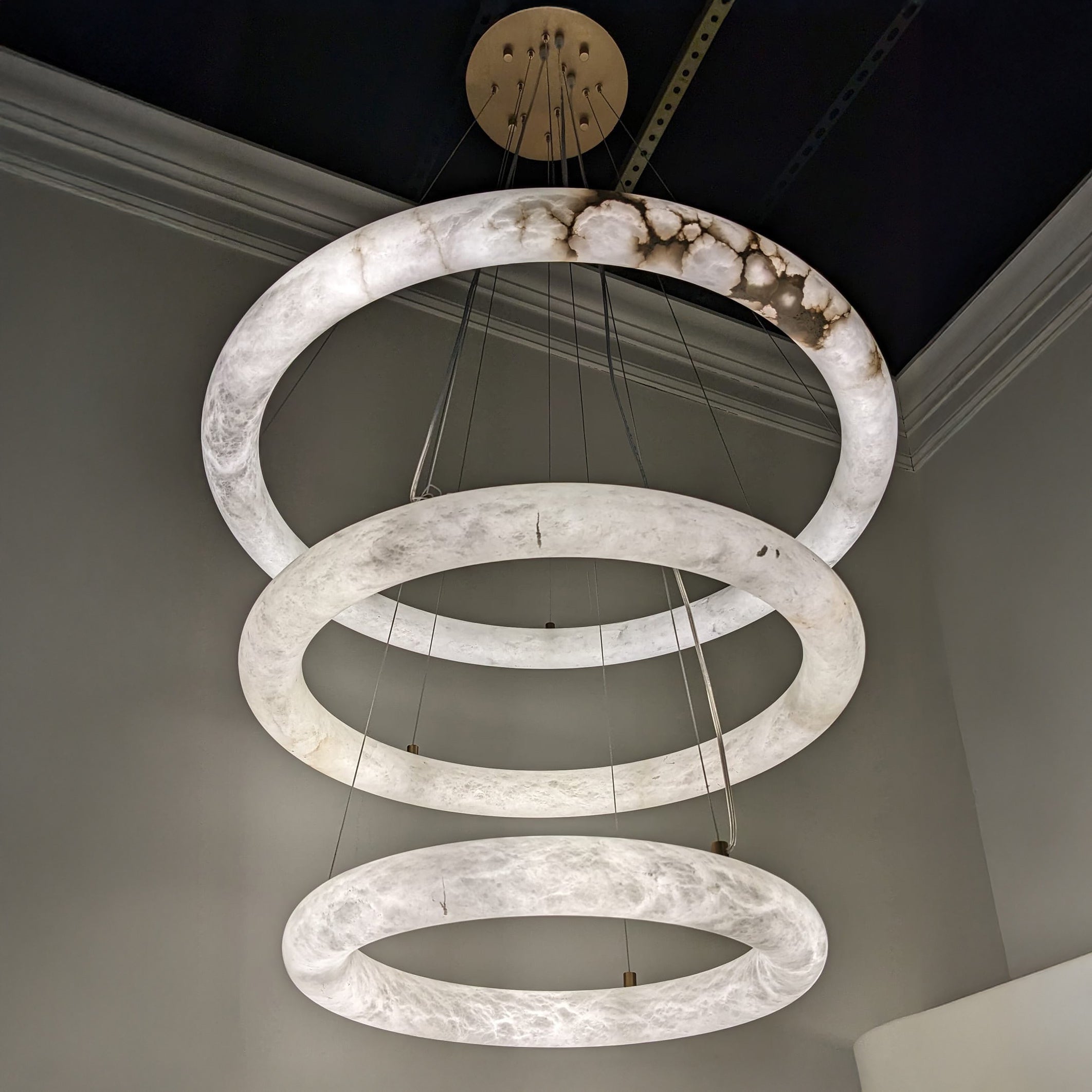 Antizer Luxury Leather Circular Alabaster Chandelier
