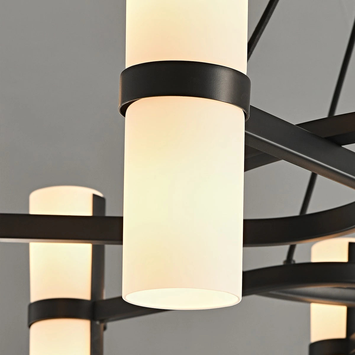 Antizer Nordic Creative Multi-Headed Round Chandelier