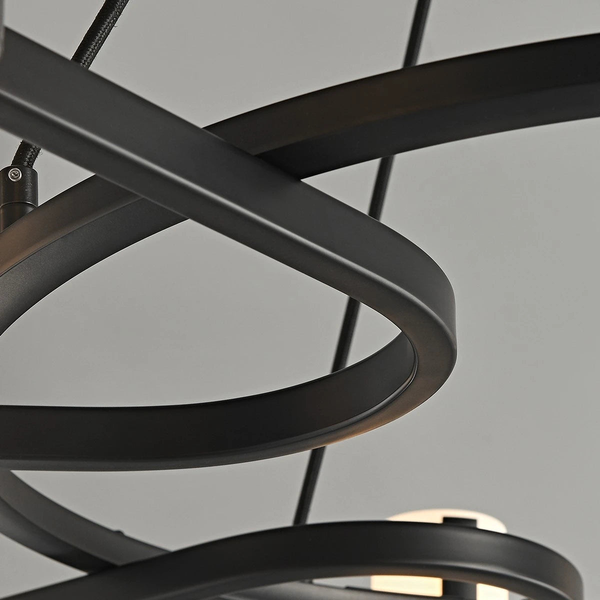 Antizer Nordic Creative Multi-Headed Round Chandelier