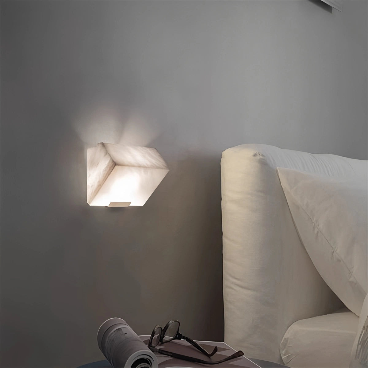 Antizer Triple Sloping Block Spanish Alabaster Wall Sconce