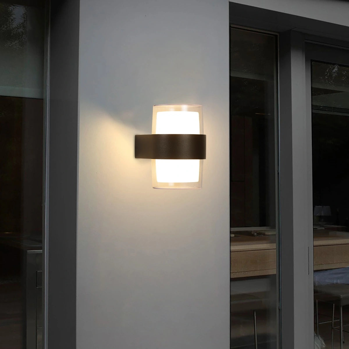 Lightning and Rainproof Columnar Outdoor Wall Light