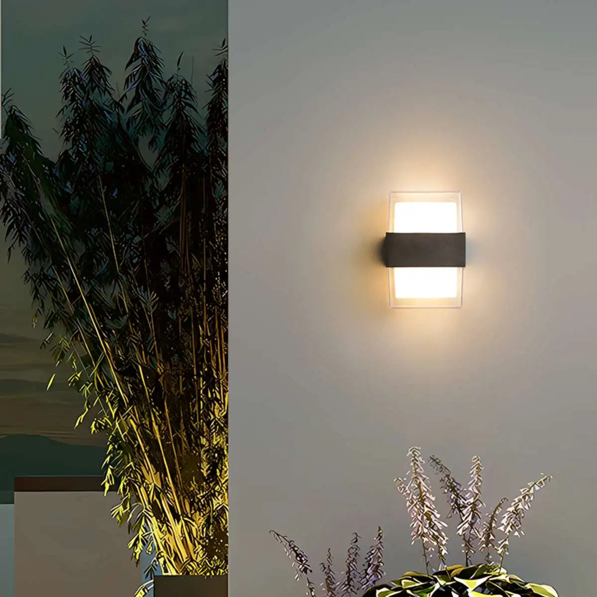 Lightning and Rainproof Columnar Outdoor Wall Light