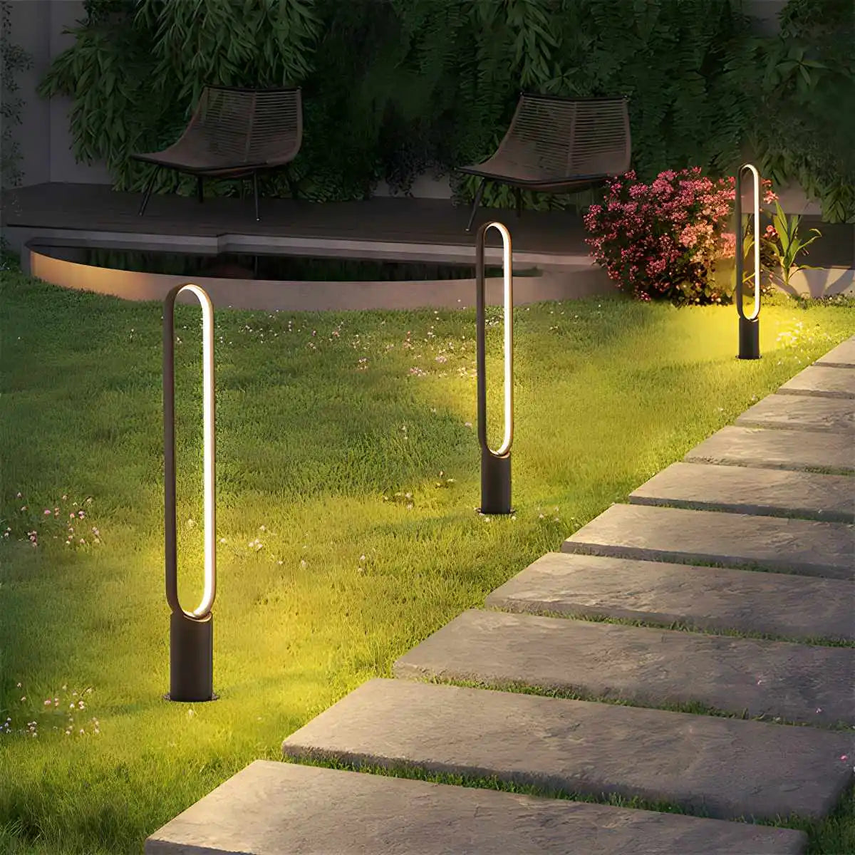 Outdoor Oval Lawn Lights Inner Glow & Outer Glow