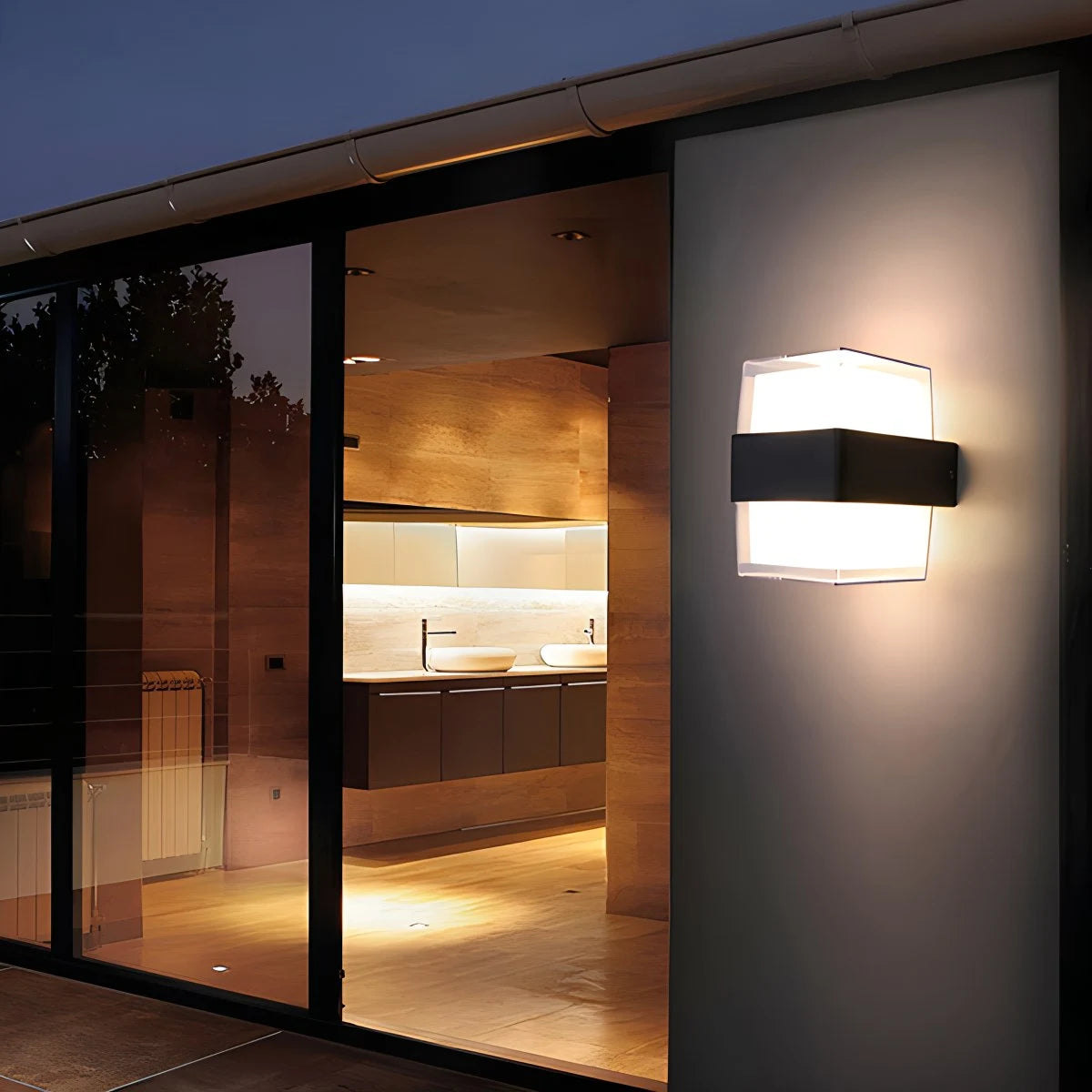 Antizer Lightning and Rainproof Columnar Outdoor Wall Light