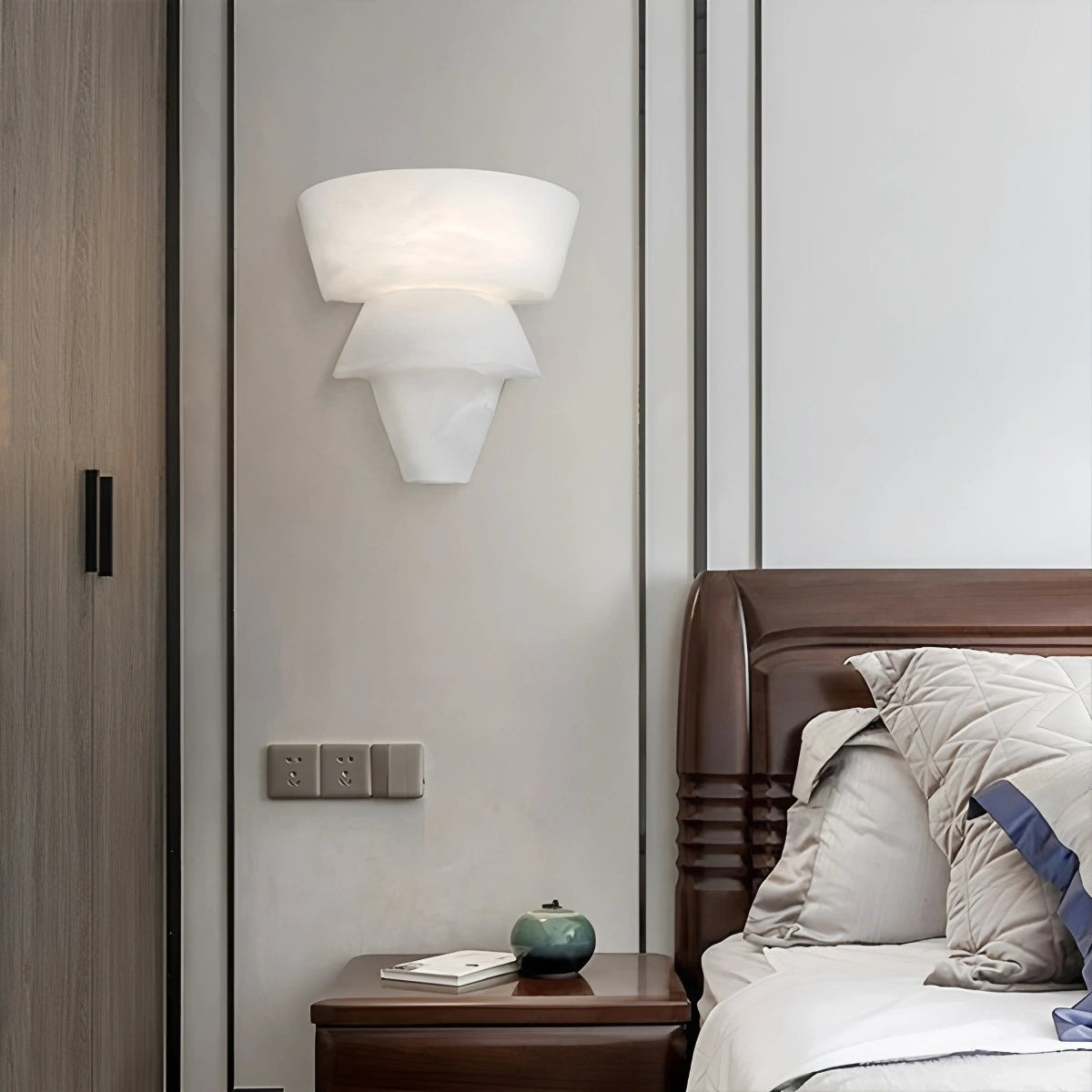 Antizer Cone Splicing Spanish Alabaster Wall Sconce