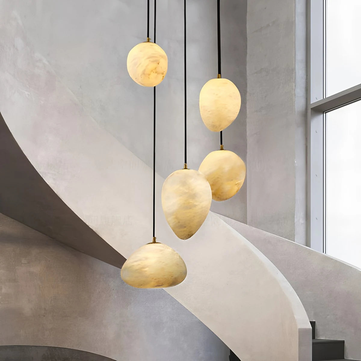 Antizer Modern Pebble Shaped Spanish Alabaster Pendant Light