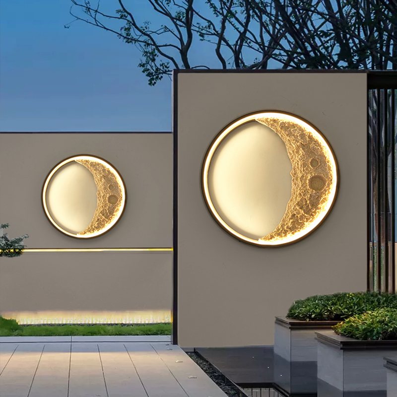 Antizer Crescent Moon Wall Sconce