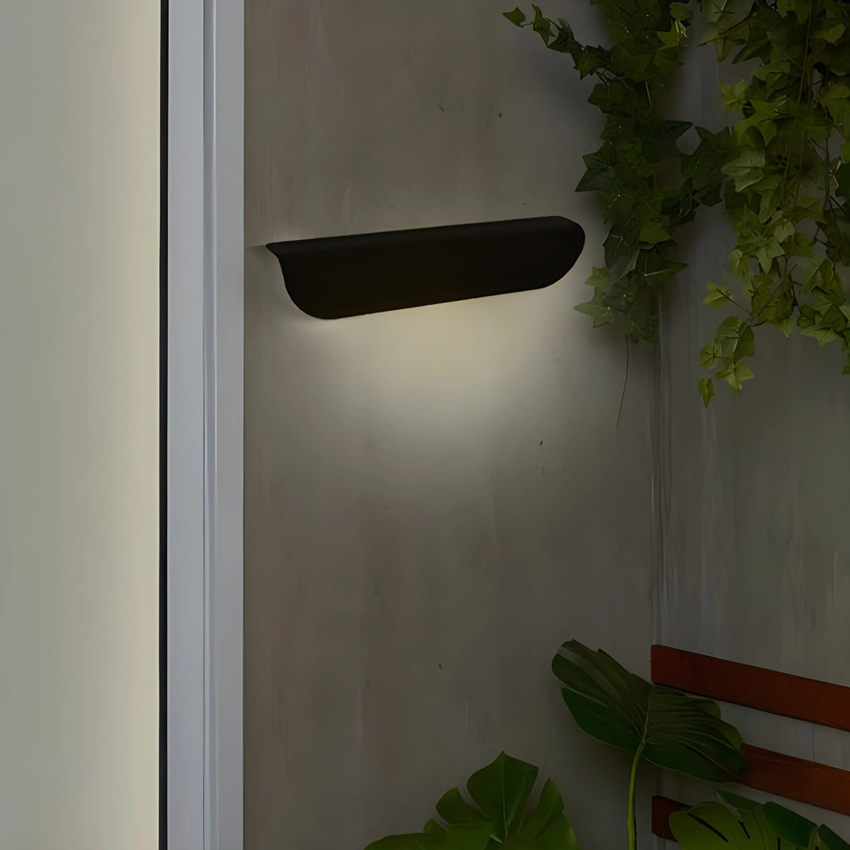 Curled Leaf Outdoor Wall Light