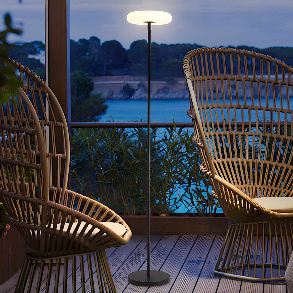 Outdoor Solar Floor Lamp