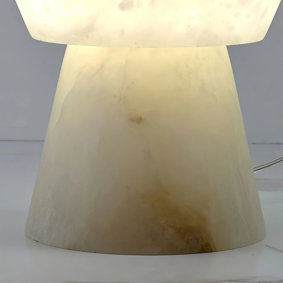 Antizer Spanish Spanish Alabaster Mushroom Head Table Lamp