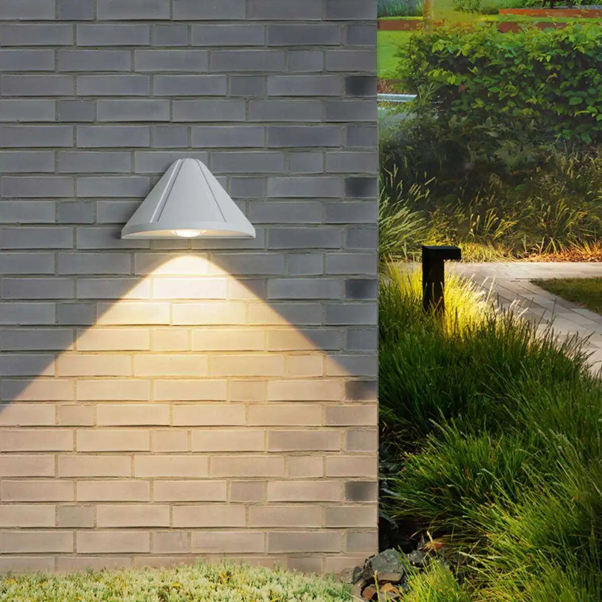 Outdoor Cone Wall Light