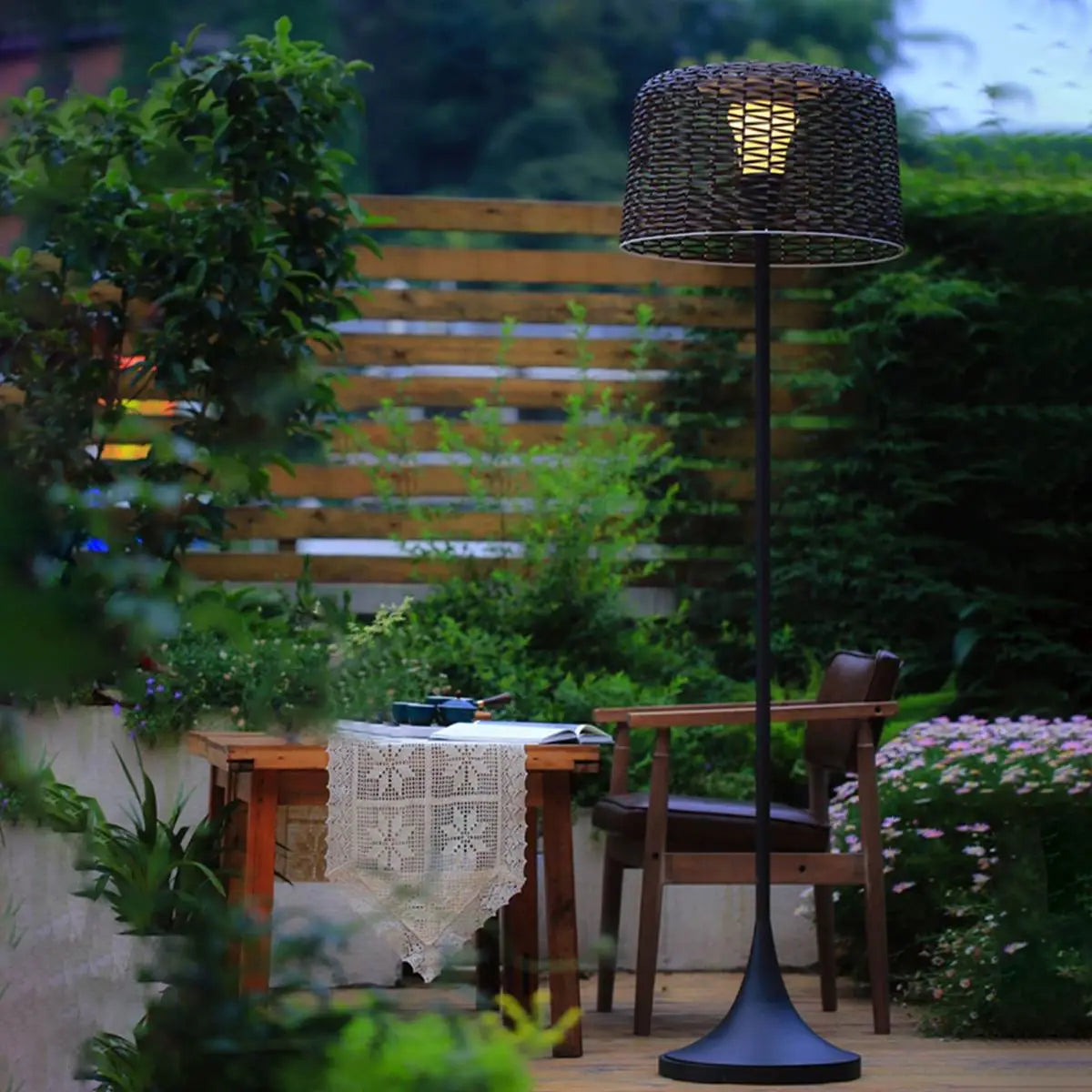 Antizer Vine Woven Floor Lamp for Outdoor
