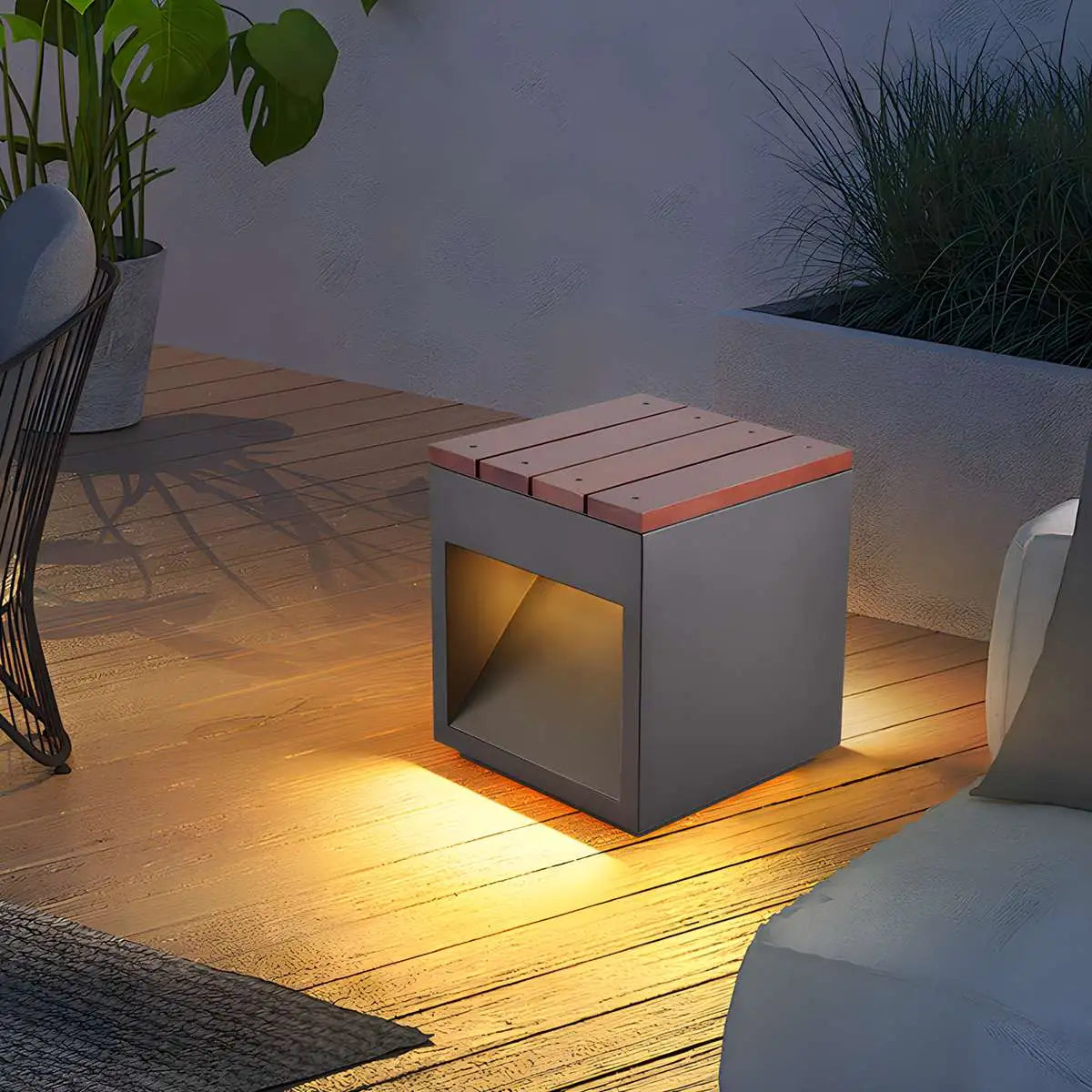 Solar Wooden Square Stool Outdoor Light