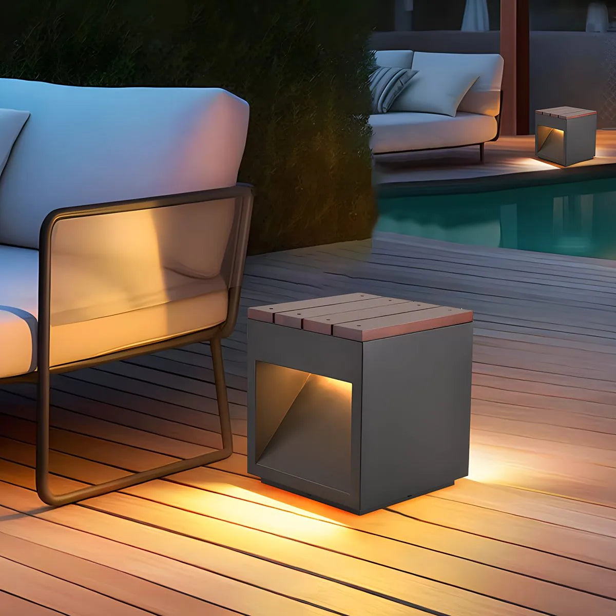 Solar Wooden Square Stool Outdoor Light