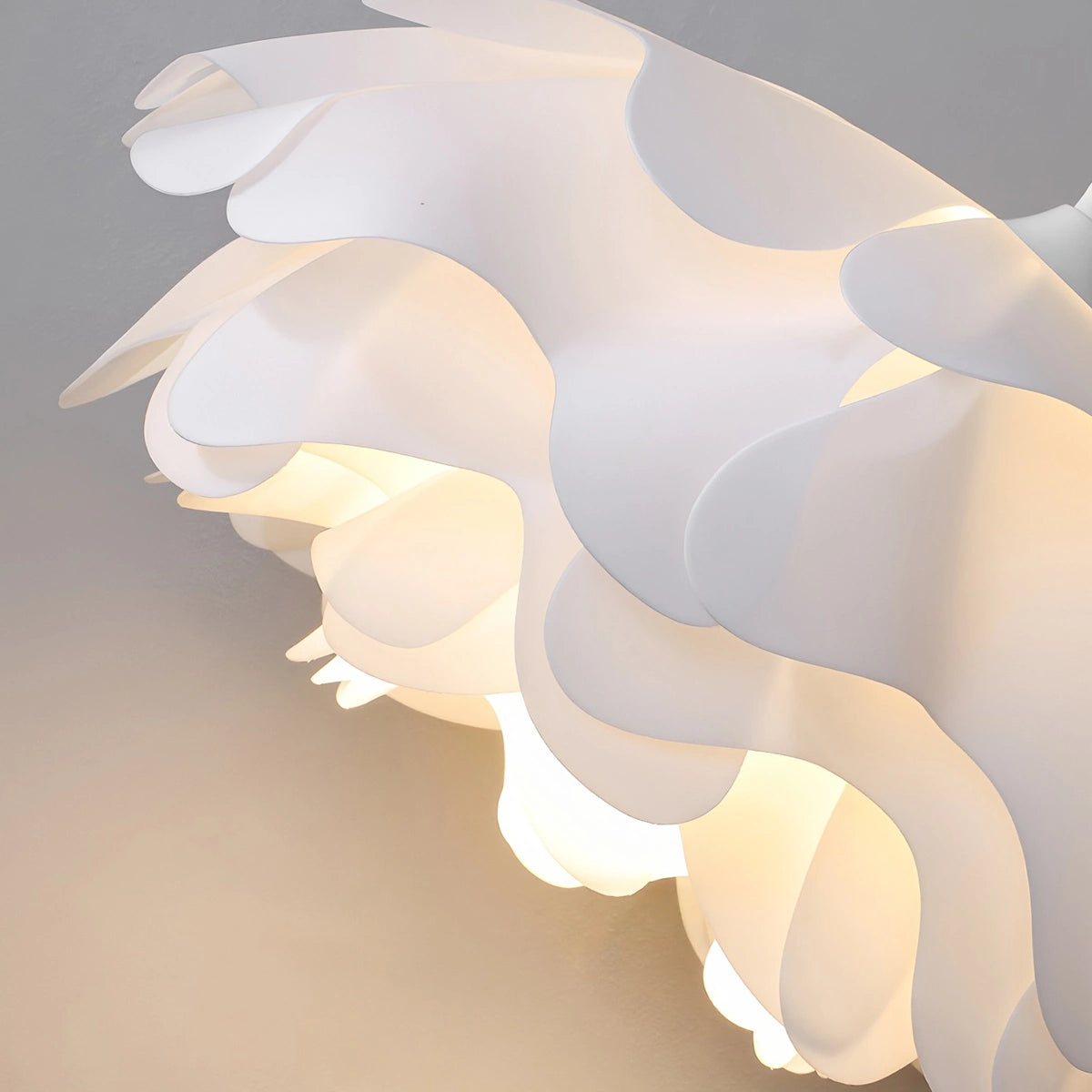 Antizer Flower Shaped White Pendant Lamp for Bedroom