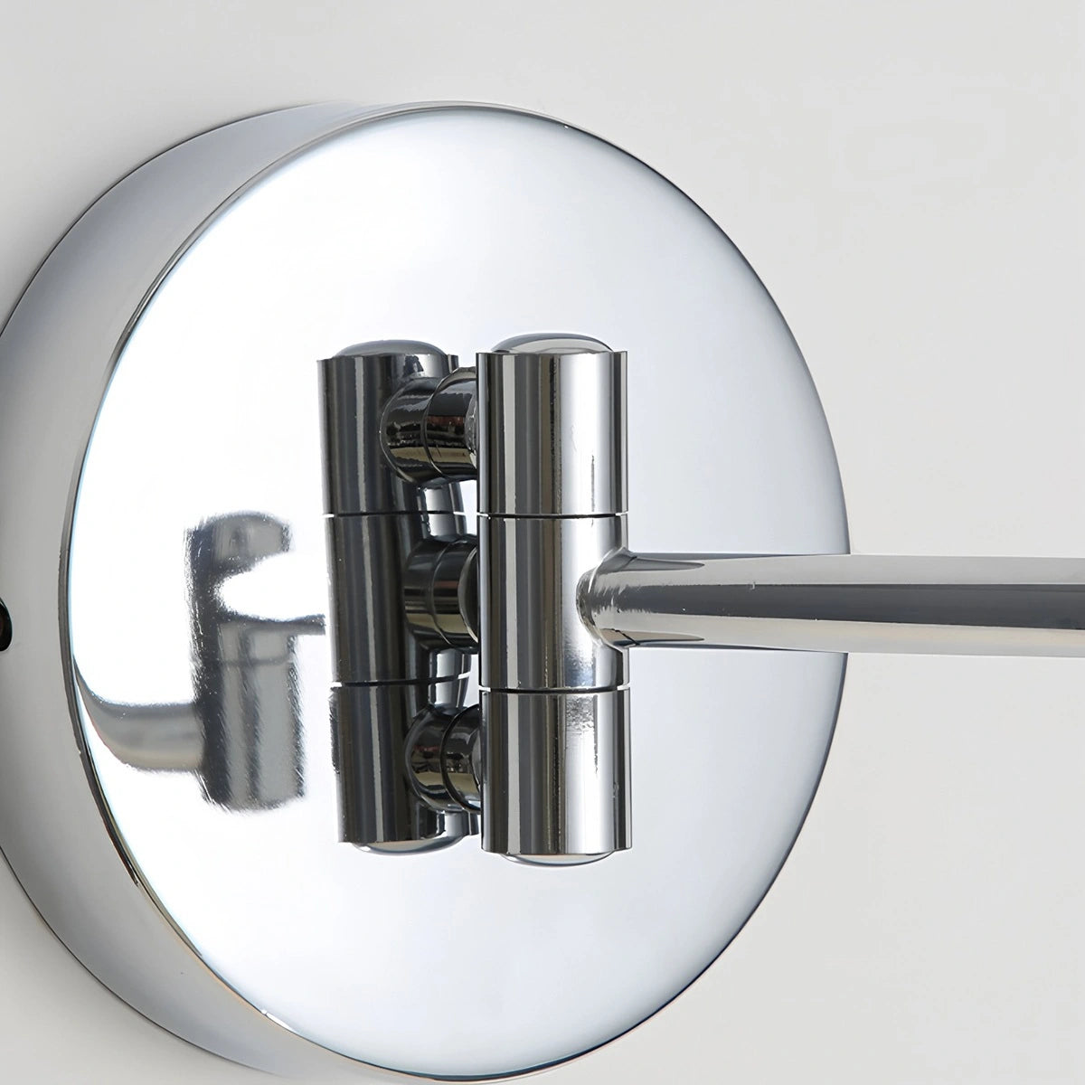 Antizer Lola Adjustable Arm Plug-in Wall Lamp