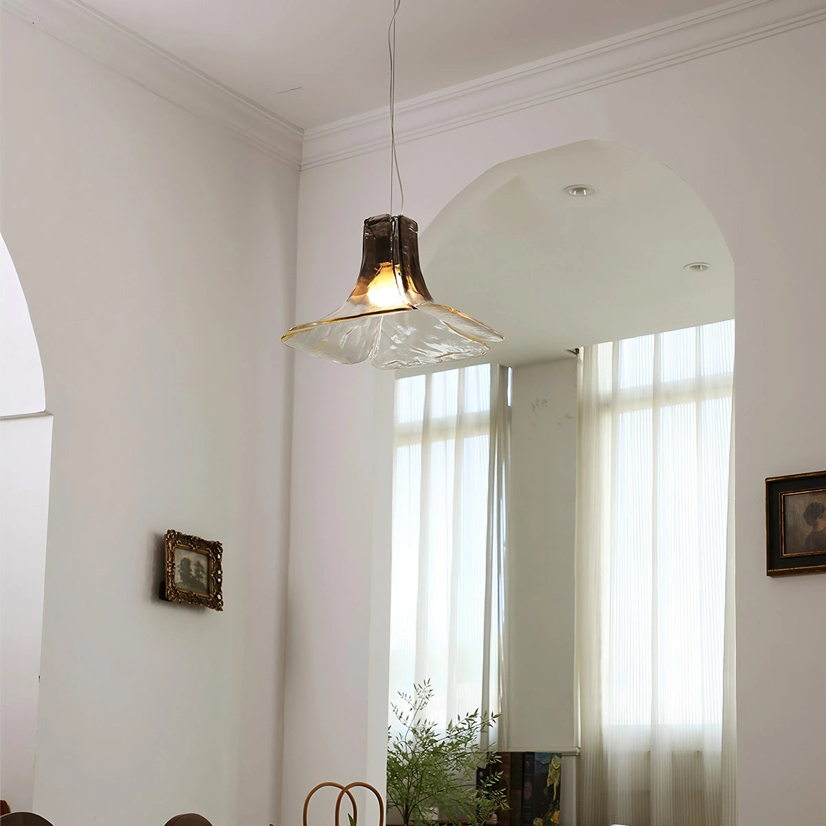 Antizer Murano Gradient Petal Glass Pendant Light