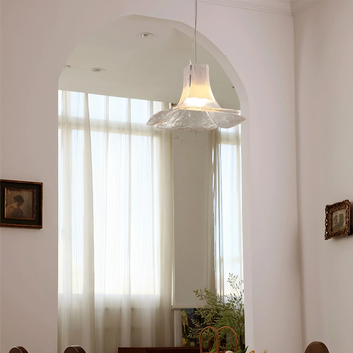 Antizer Murano Gradient Petal Glass Pendant Light