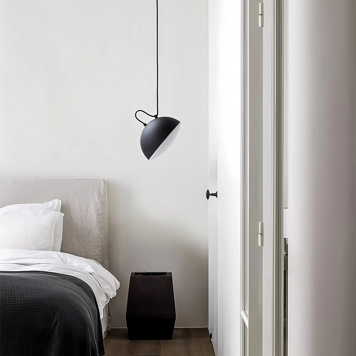 Antizer Nordic Minimalist Black Semi-Circular Pendant Light