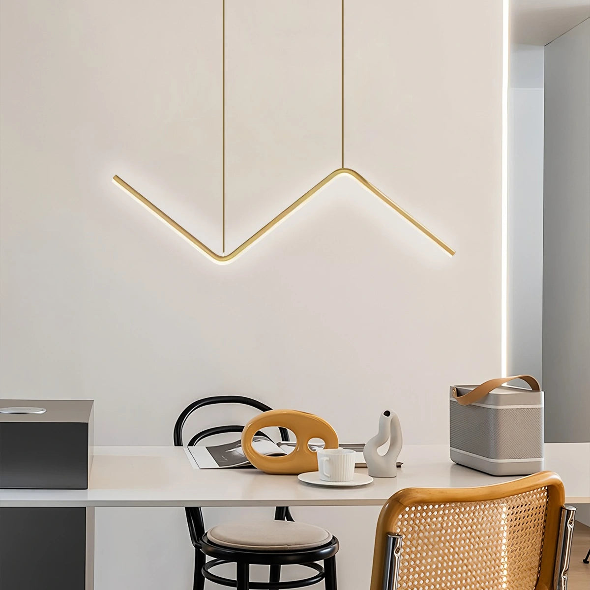 Antizer Serena Z-shaped Pendant Light for Dining Room