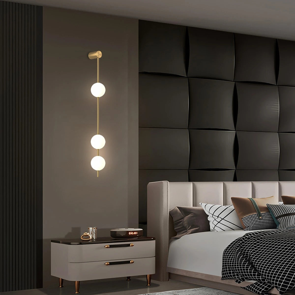 Antizer Vertical Balls Wall Lamp for Corridor