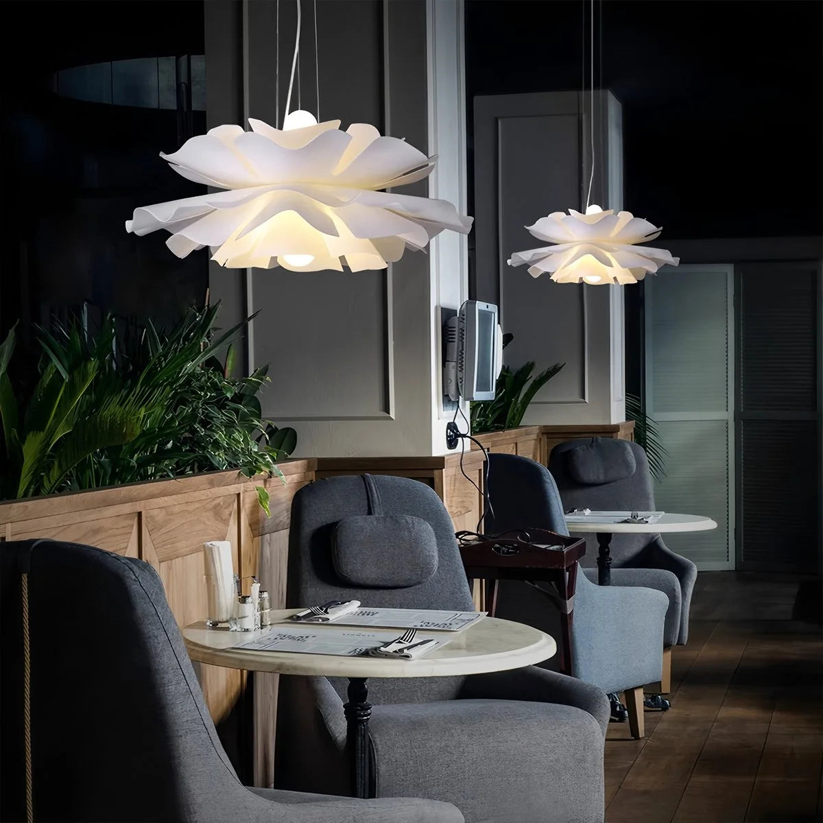 Antizer White Flower Pendant Light for Living Room