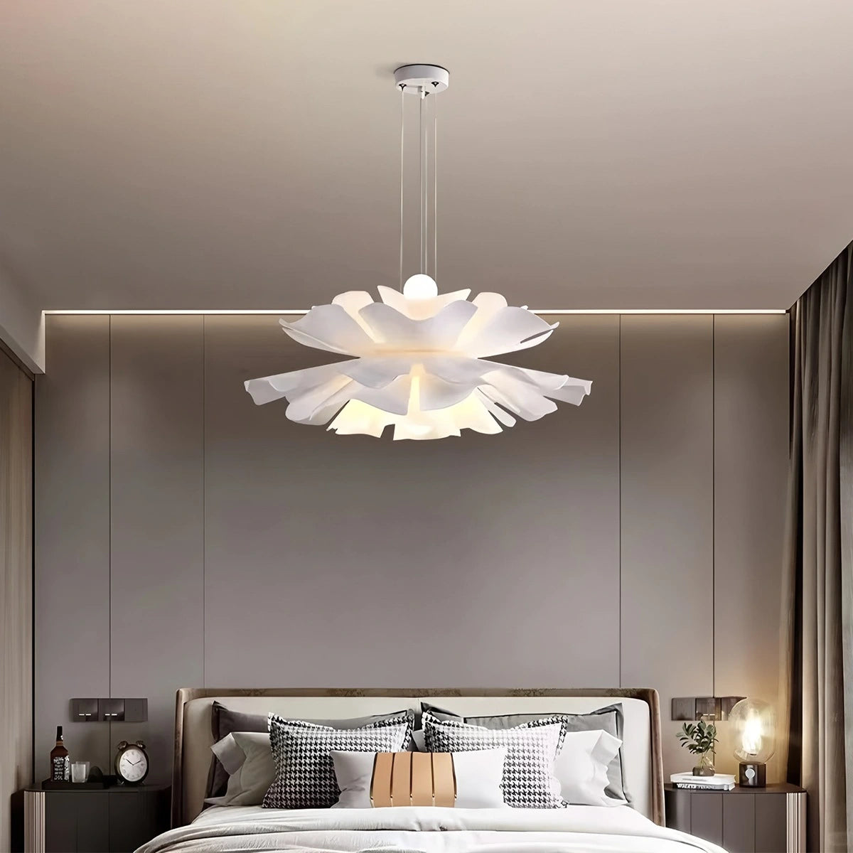 Antizer White Flower Pendant Light for Living Room