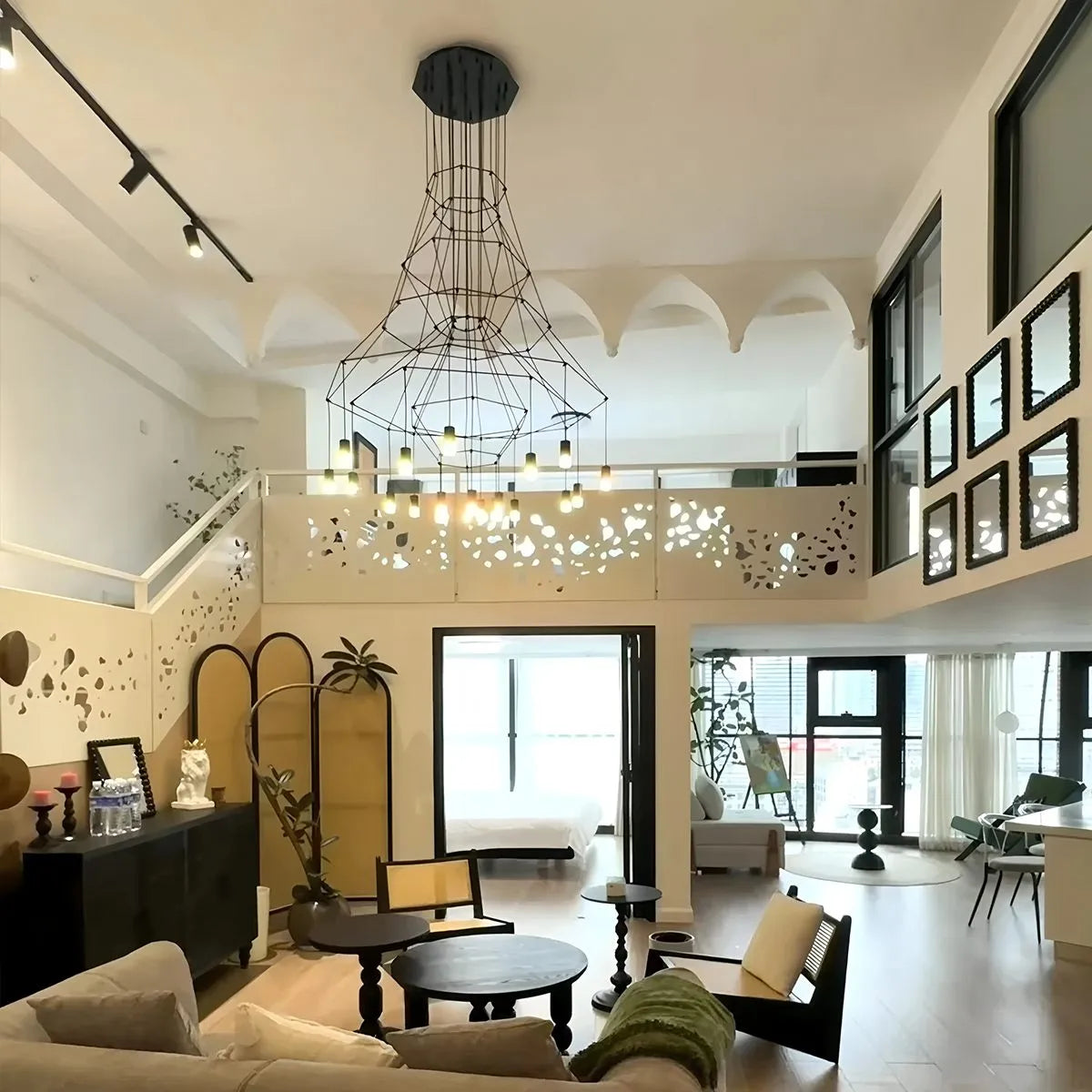 Antizer Wire Tiered Sculptural Chandelier