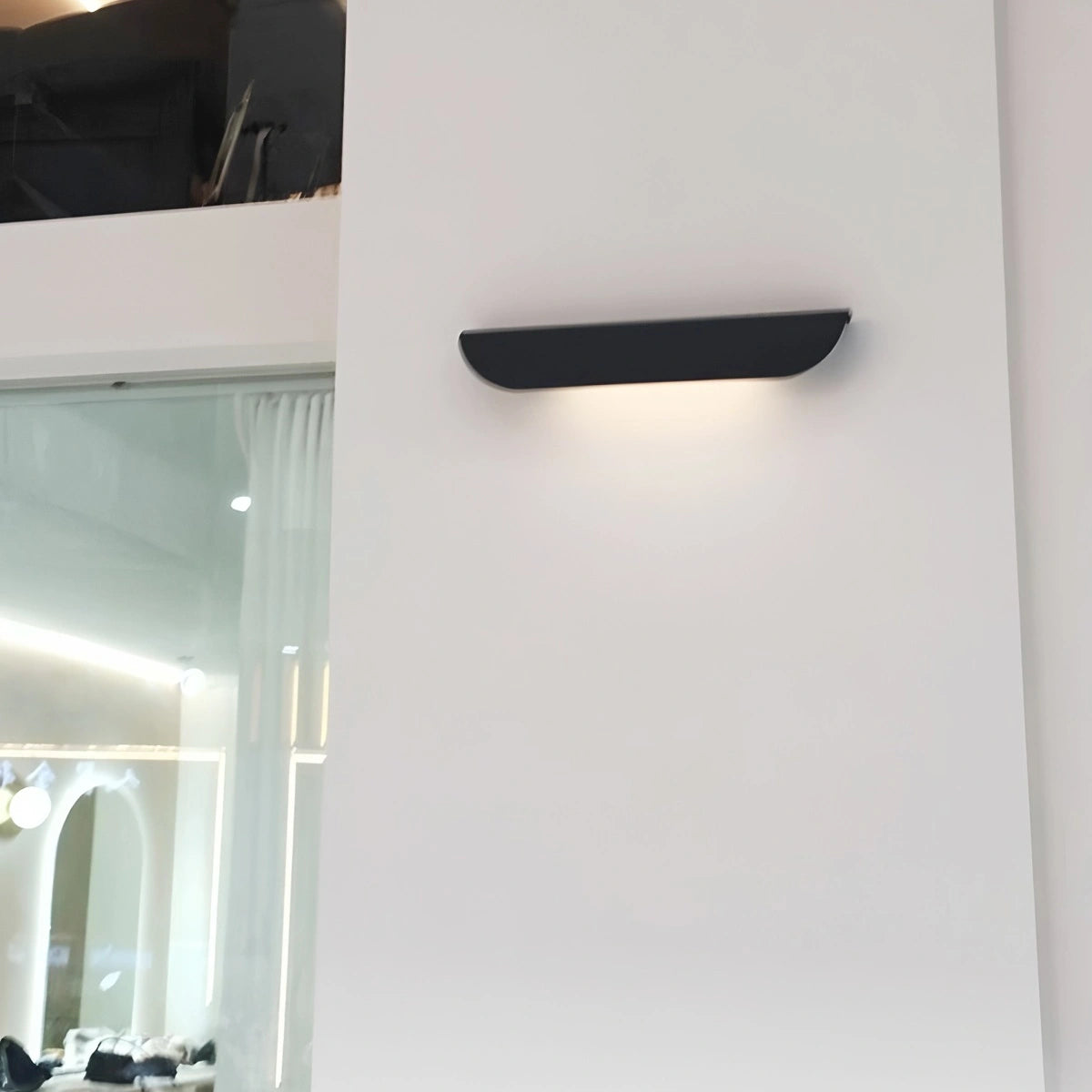 Antizer Curled Leaf Outdoor Wall Light
