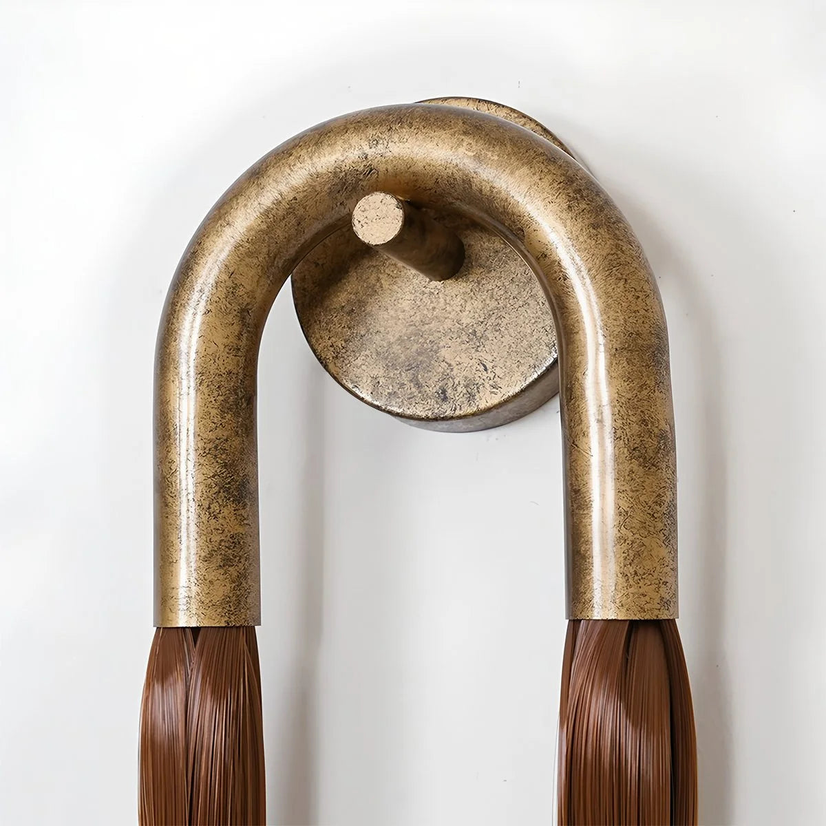 Antizer Horsehair U-Shaped Wall Lamp