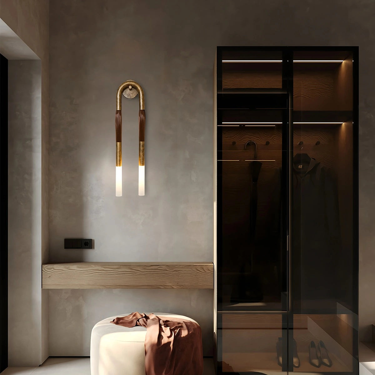 Antizer Horsehair U-Shaped Wall Lamp