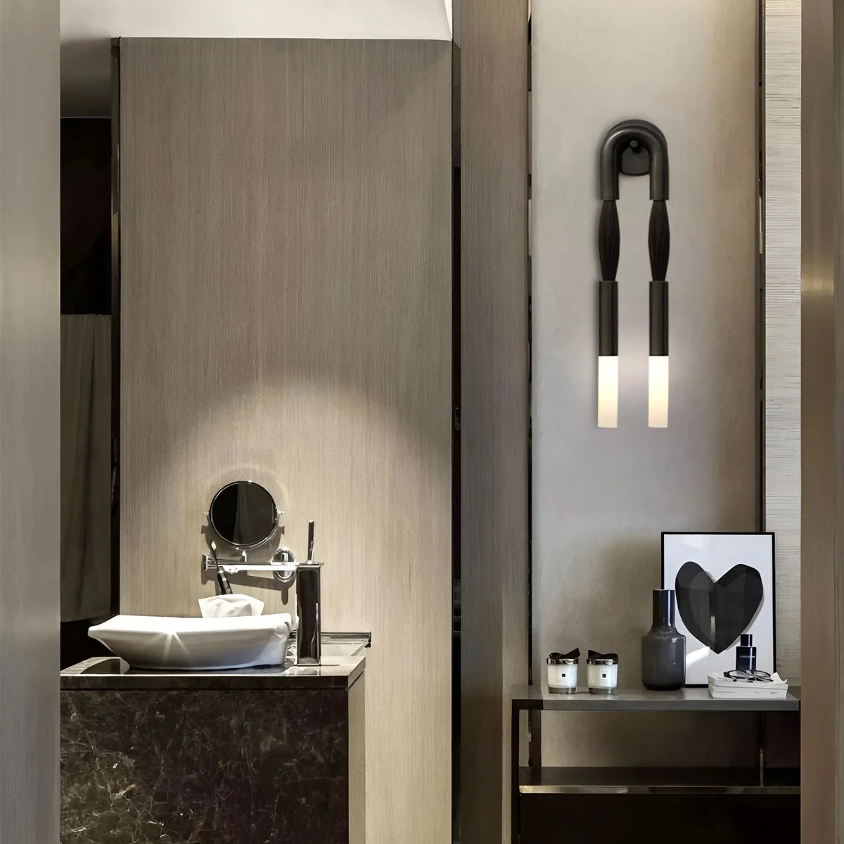 Antizer Horsehair U-Shaped Wall Lamp