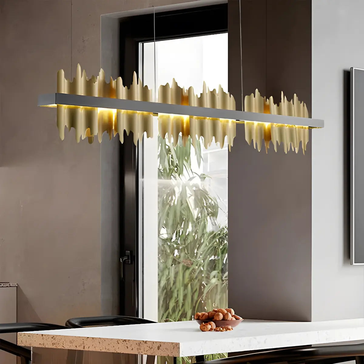 Antizer Iceberg Linear Chandelier-Black & Gold
