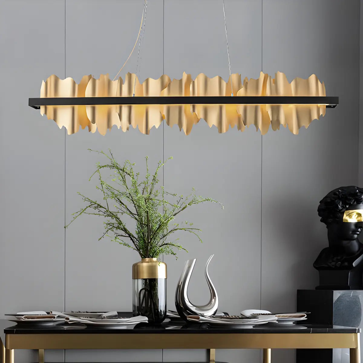 Antizer Iceberg Linear Chandelier-Black & Gold