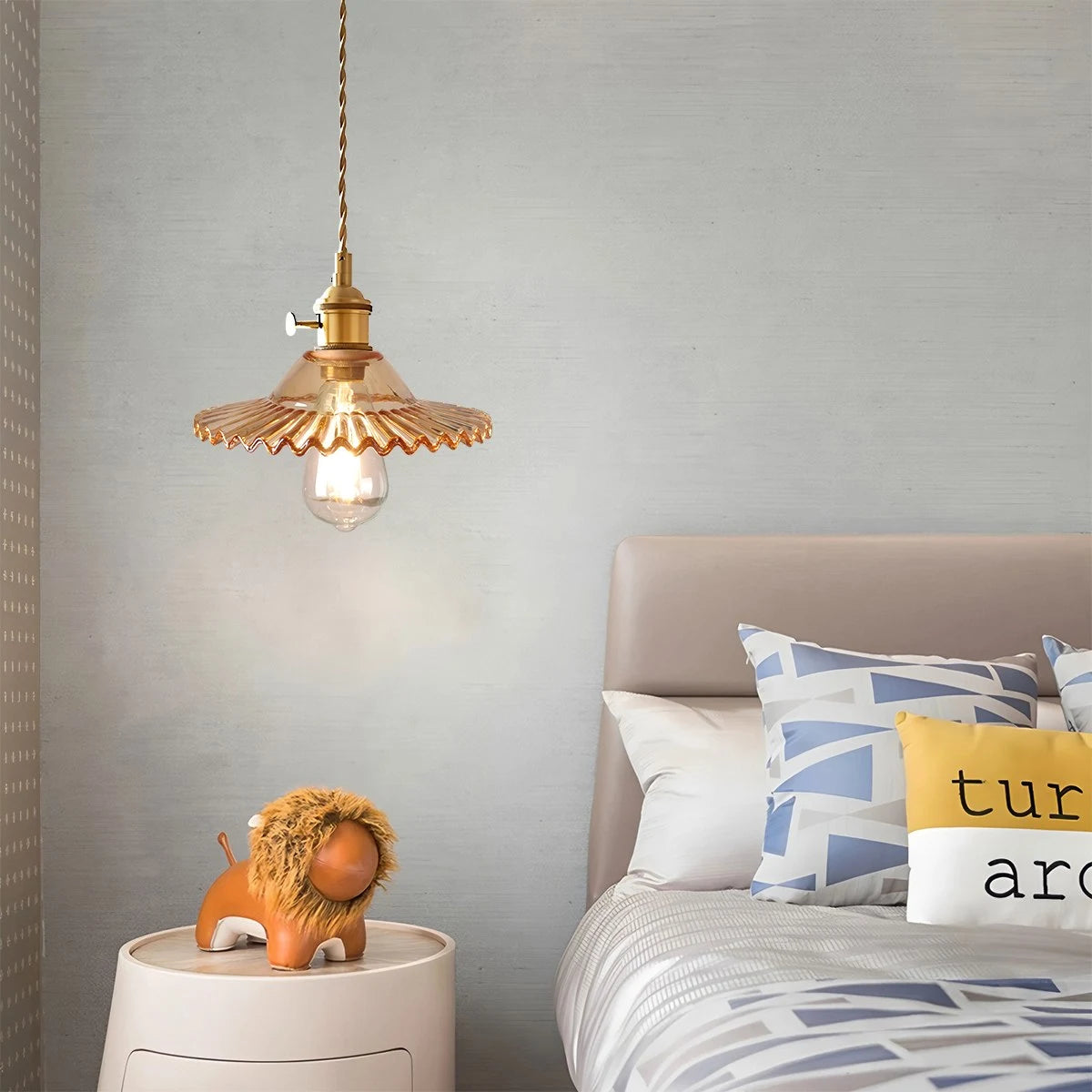 Antizer Isabel Glass Pendant Light for Kitchen Island