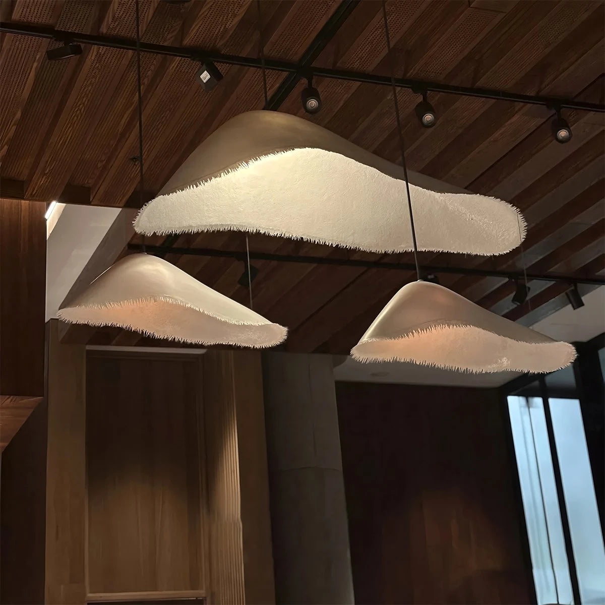 Antizer Jairo Sculptural Resin Pendant Light