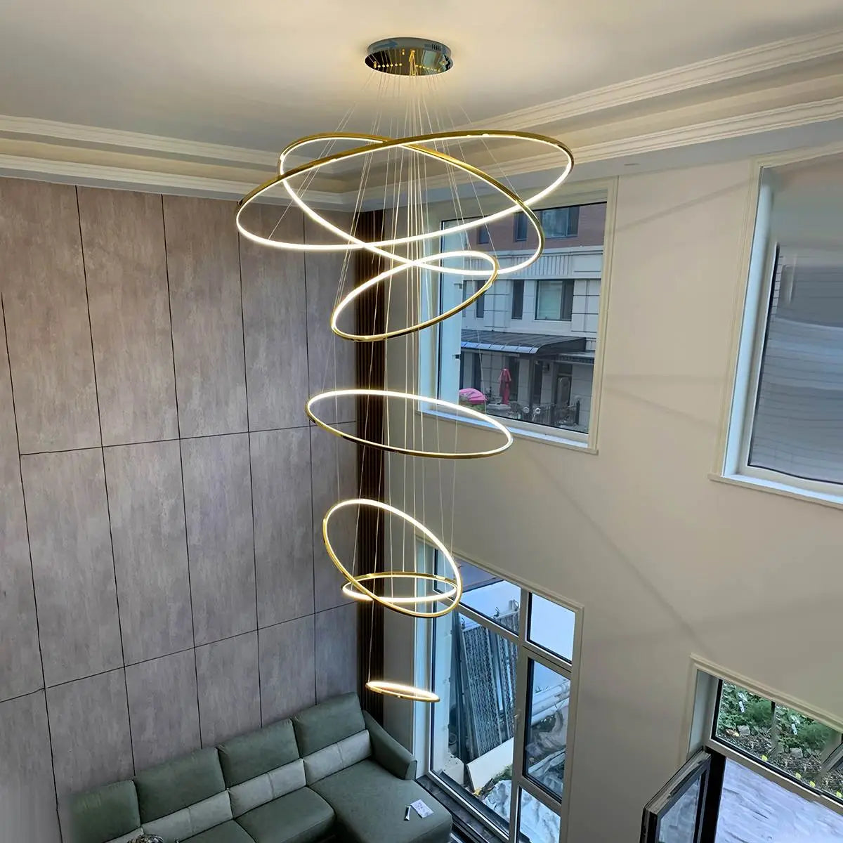 Antizer Large Tiered Ring Foyer Chandelier