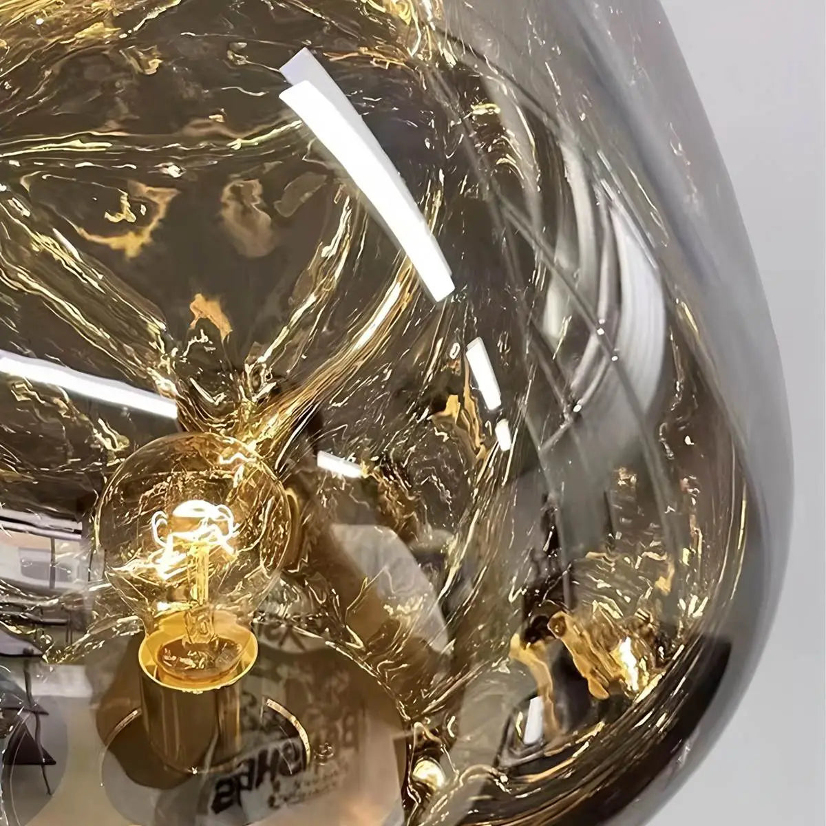 Antizer Lava Cone Fat Table Lamp