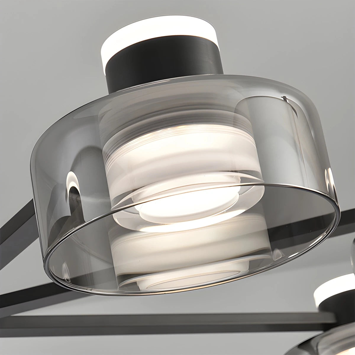 Antizer Light Luxury Creative Glass Chandelier