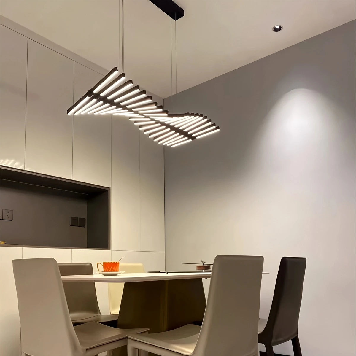 Antizer Linear Fish Bone Modeling Chandelier