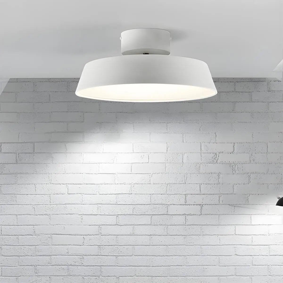 Antizer Nordic Creative Round Personality Ceiling Lamp