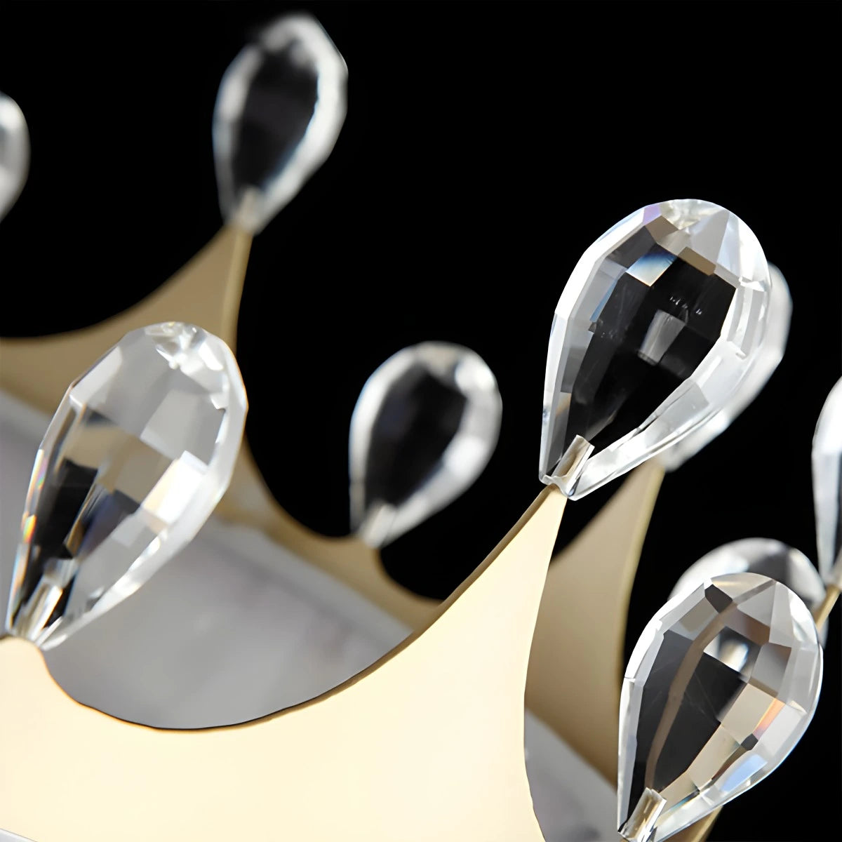 Antizer Nordic Feather Crystal Crown Chandelier