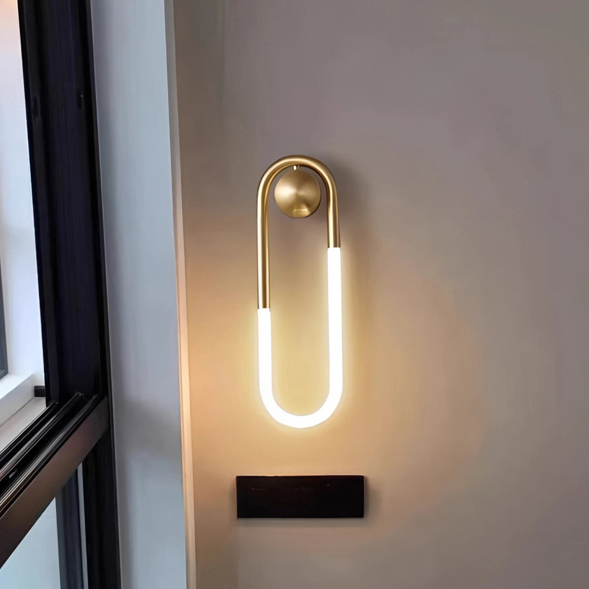 Antizer Oval Brass Wall Sconce for Living Room