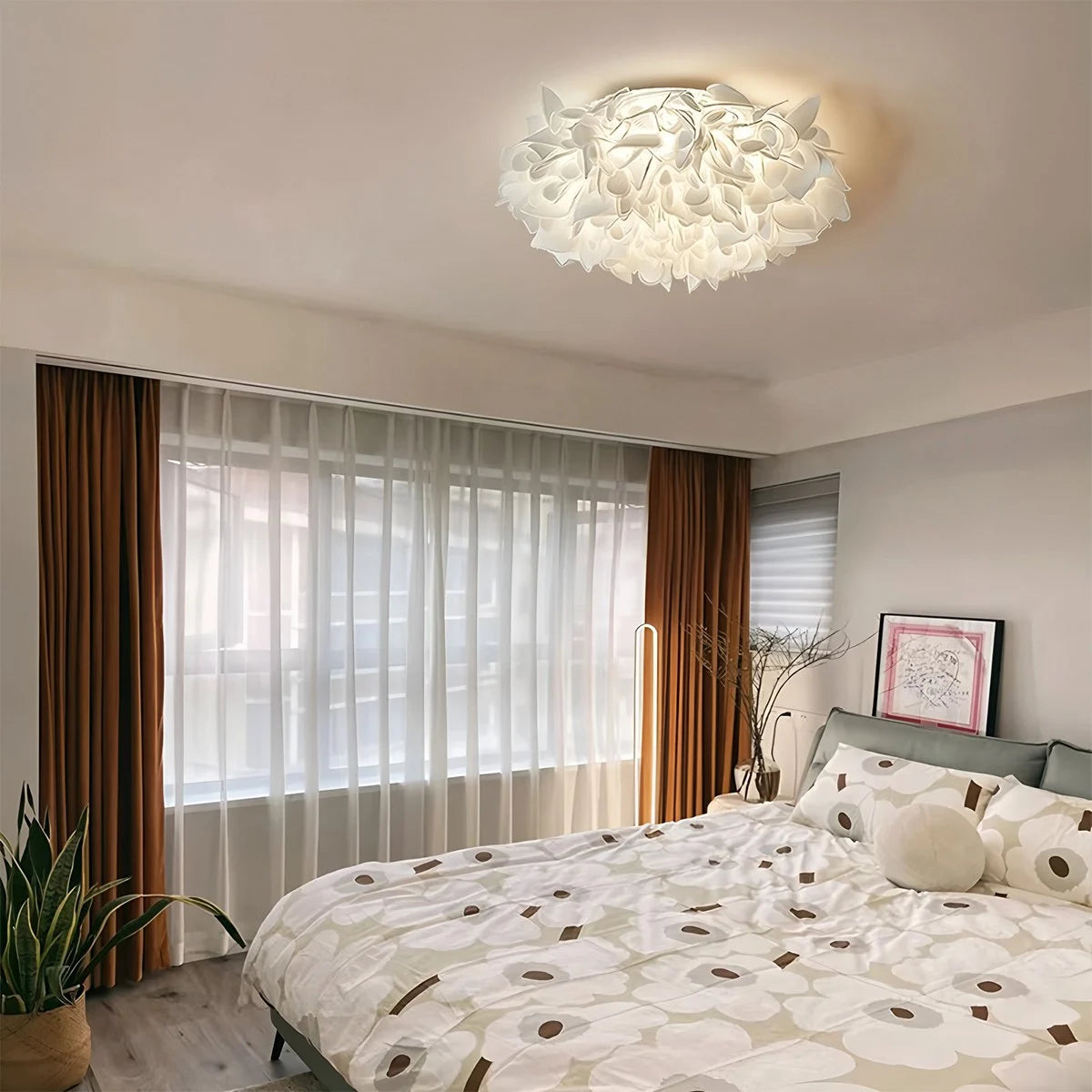 Antizer White Flower-Shaped Flush Mount Ceiling Light