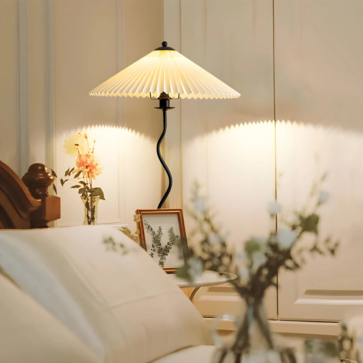 Antizer Pleated Squiggle Floor & Table Lamp